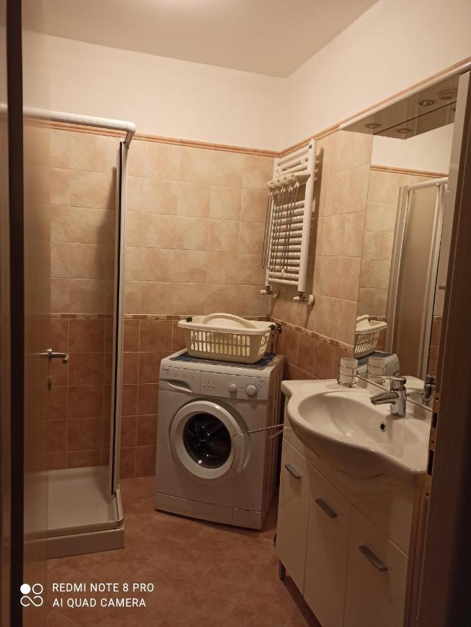 La Casa Di Nonna Lia Lägenhet Dimaro Exteriör bild